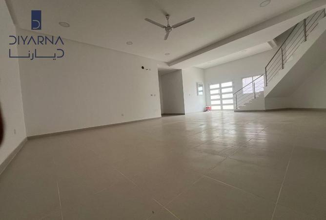 960808 - Property Image 3