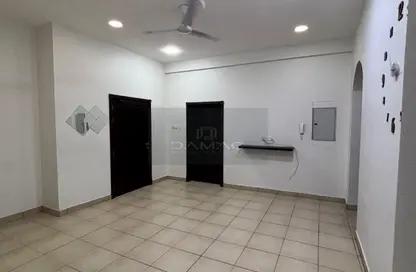 Apartment - 4 Bedrooms - 2 Bathrooms for rent in Jeblat Hebshi - Northern Governorate