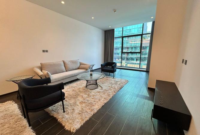 989358 - Property Image 2