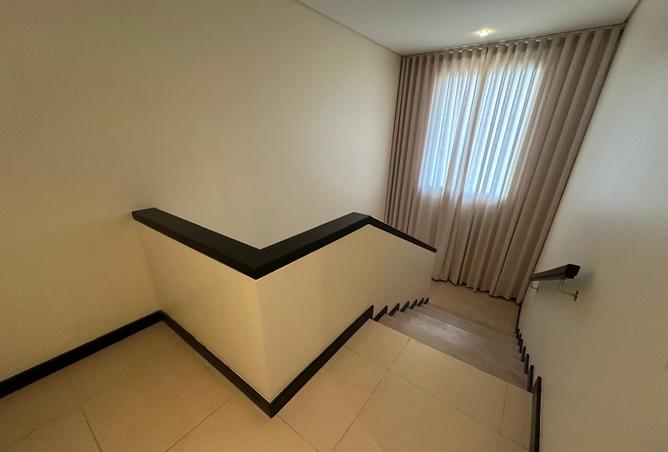 985310 - Property Image 3