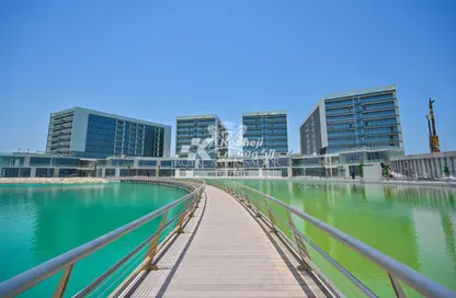 Pool image for: Apartment - 2 Bedrooms - 3 Bathrooms for rent in Canal View - Dilmunia Island - Muharraq Governorate, Image 1