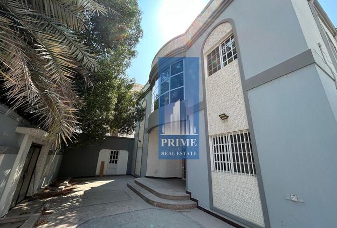 976402 - Property Image 3