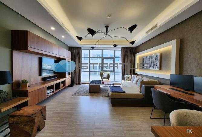 960637 - Property Image 2