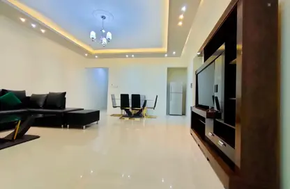 Apartment - 3 Bedrooms - 3 Bathrooms for rent in Busaiteen - Muharraq Governorate
