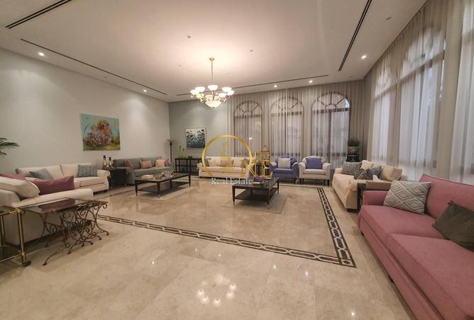 954455 - Property Image 3