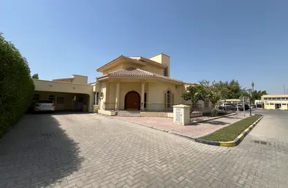 فيلا - 4 غرف نوم - 4 حمامات للايجار في الجنبية - المحافظة الشمالية