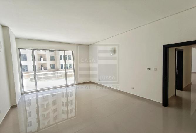 964881 - Property Image 2