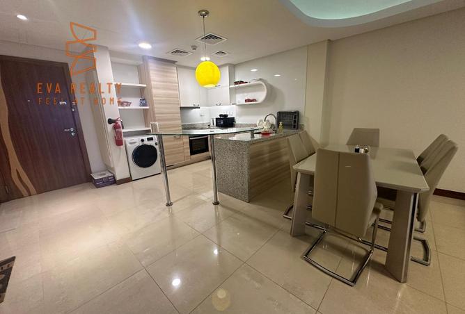 960385 - Property Image 2