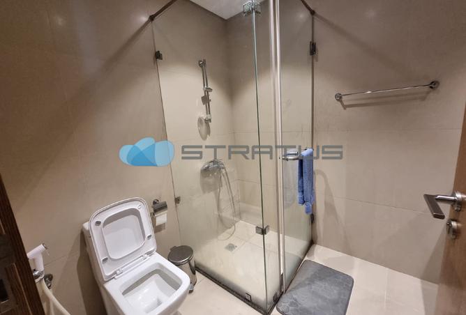 895392 - Property Image 3