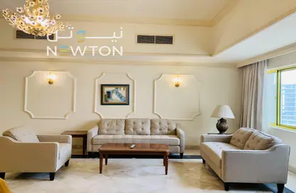 Apartment - 3 Bedrooms - 3 Bathrooms for rent in Al Juffair - Capital Governorate