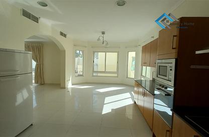 Villa - 3 Bedrooms - 5 Bathrooms for rent in Janabiya - Northern Governorate