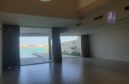 Villa - 5 Bedrooms - 6 Bathrooms for rent in Amwaj Avenue - Amwaj Islands - Muharraq Governorate