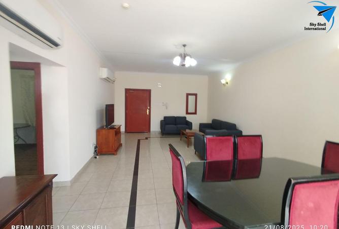 958525 - Property Image 3