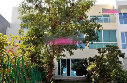 Villa - 4 Bedrooms - 5 Bathrooms for sale in Amwaj Avenue - Amwaj Islands - Muharraq Governorate