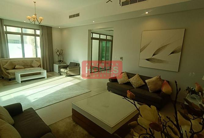 985580 - Property Image 3