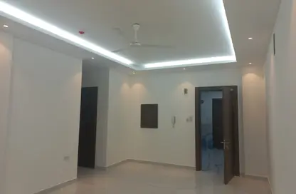 Apartment - 2 Bedrooms - 2 Bathrooms for rent in Tubli - Central Governorate
