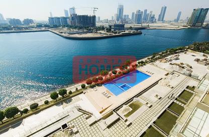 Apartment - 3 Bedrooms - 4 Bathrooms for rent in Reef Island - Capital Governorate