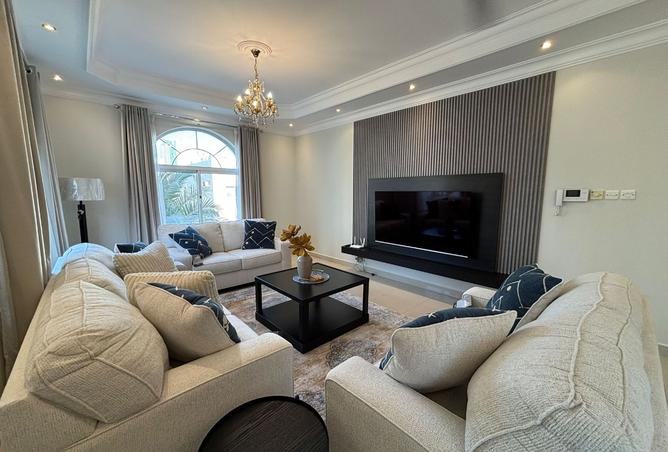 961572 - Property Image 2