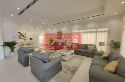 مجمع سكني - 4 غرف نوم - 5 حمامات للايجار في سار - المحافظة الشمالية