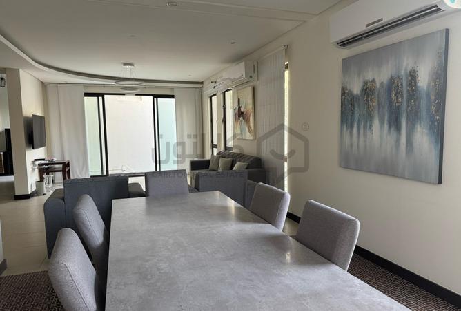 916601 - Property Image 2