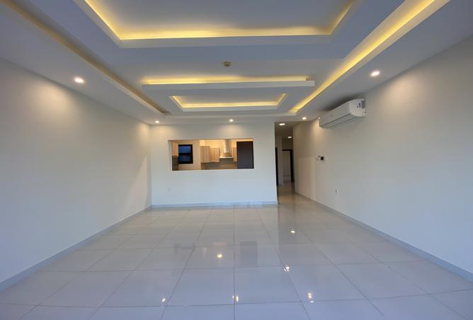 956661 - Property Image 3