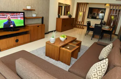 Apartment - 3 Bedrooms - 3 Bathrooms for rent in Al Juffair - Capital Governorate