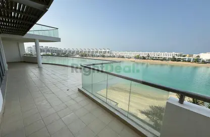 Penthouse - 5 Bedrooms - 7 Bathrooms for rent in Tala Island - Amwaj Islands - Muharraq Governorate