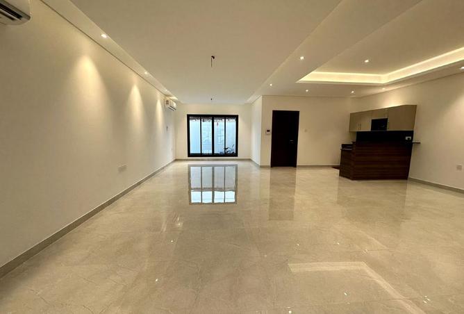 987756 - Property Main Image