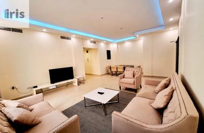 Apartment - 2 Bedrooms - 3 Bathrooms for rent in Al Juffair - Capital Governorate