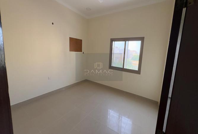 983830 - Property Image 3