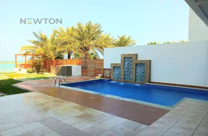 Pool image for: Villa - 6 Bedrooms for rent in Tala Island - Amwaj Islands - Muharraq Governorate, Image 1