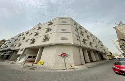عمارة بالكامل - 8 غرف نوم - 8 حمامات للبيع في القضيبية - المنامة - محافظة العاصمة