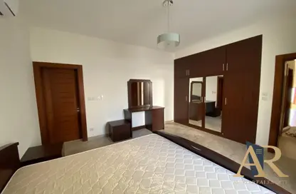 Room / Bedroom image for: Villa - 5 Bedrooms - 6 Bathrooms for rent in Diyar Al Muharraq - Muharraq Governorate, Image 1