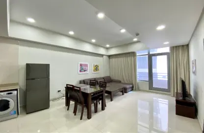 Apartment - 1 Bedroom - 2 Bathrooms for rent in Al Juffair - Capital Governorate