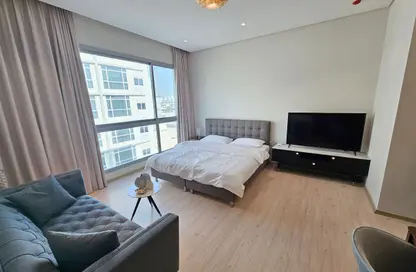 Apartment - Studio - 1 Bathroom for rent in Janabiya - Northern Governorate