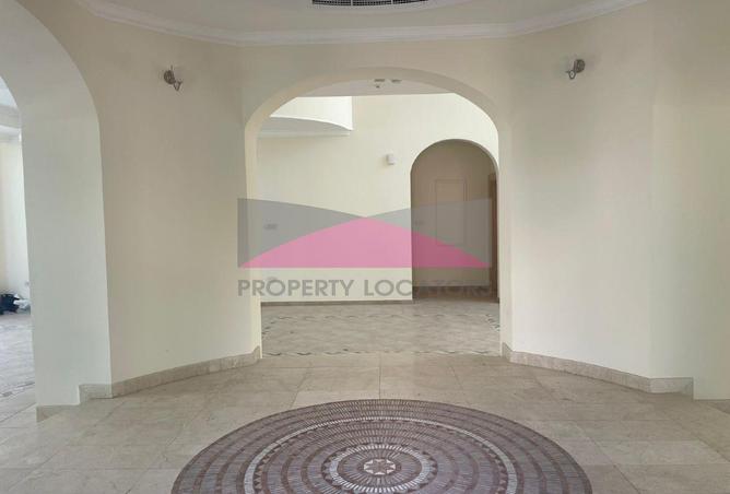 966923 - Property Image 3