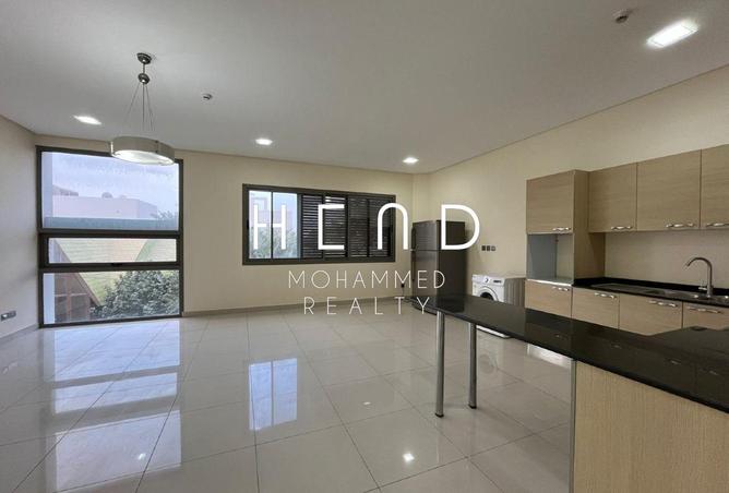 984327 - Property Main Image