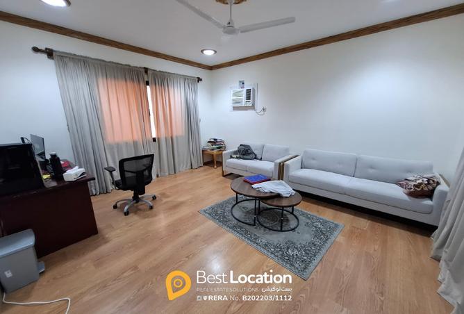 937142 - Property Image 2