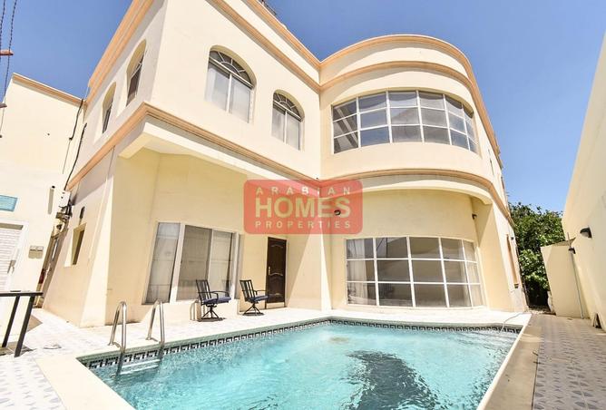 958153 - Property Main Image