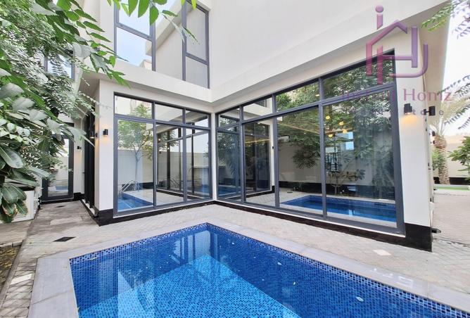 972153 - Property Image 2