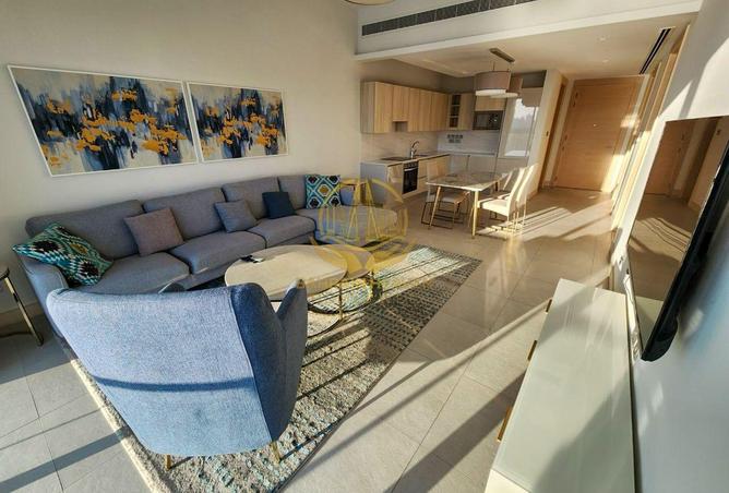 976019 - Property Image 2