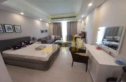 Apartment - Studio - 1 Bathroom for rent in Al Juffair - Capital Governorate