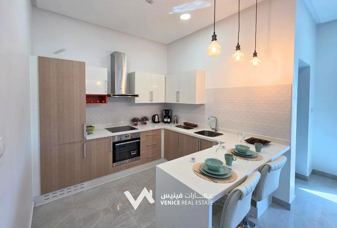 951609 - Property Image 2