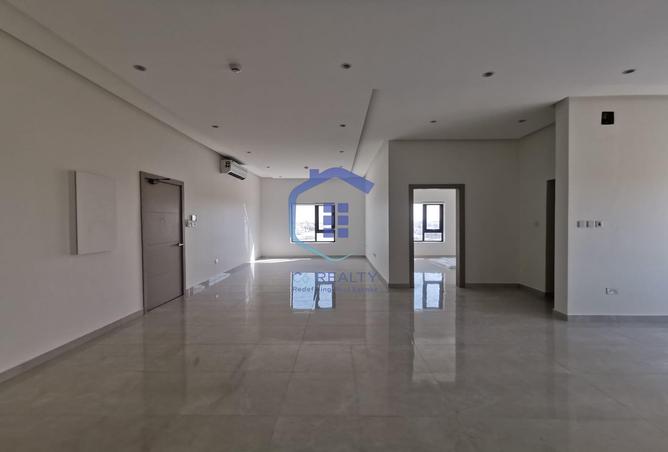 Apartment - 2 Bedrooms - 2 Bathrooms for rent in Jeblat Hebshi - Northern Governorate