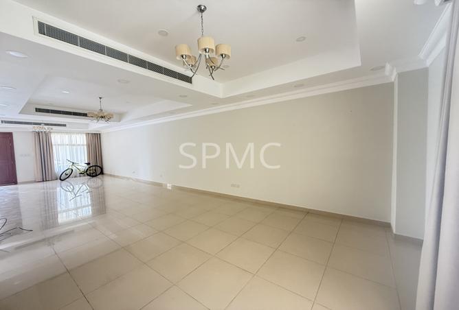 981332 - Property Main Image