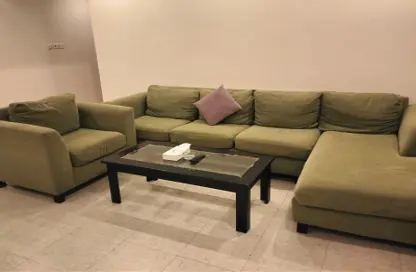 Living Room image for: Apartment - 1 Bedroom - 1 Bathroom for rent in Al Juffair - Capital Governorate, Image 1