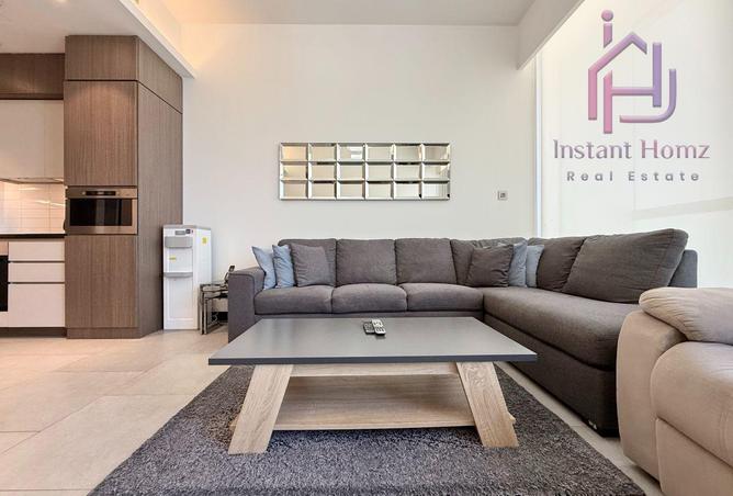 990243 - Property Image 2