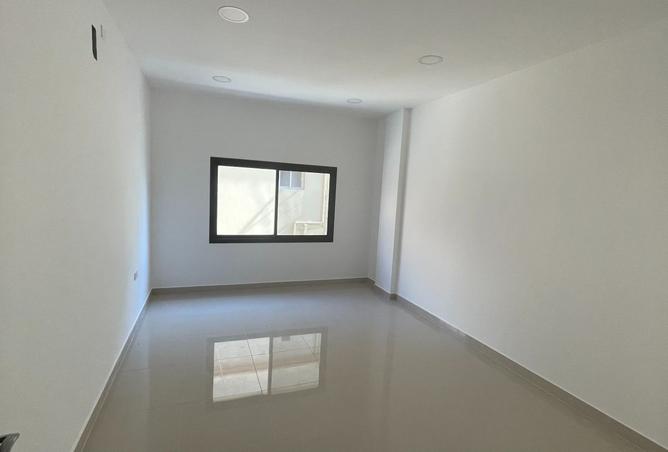 961337 - Property Image 2