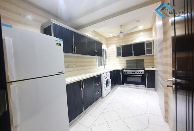 958097 - Property Image 2