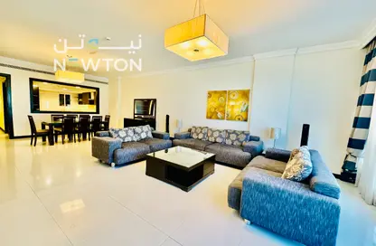 Apartment - 3 Bedrooms - 4 Bathrooms for rent in Al Juffair - Capital Governorate